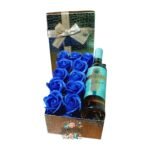 Box Cuadrado 10 Rosas Eternas De Jabón + Vino