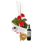 Ramo 3 Rosas + Bombones Ferrero + Botella de Vino