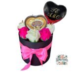 Box Cilindro 8 Rosas Eternas De Jabón + Bombones + Globo + Mariposas