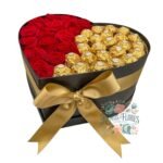Box Corazón 15 Rosas + 24 Bombones