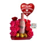 Box Cuadrado 12 Rosas Eternas De Jabón + Bombones + Vivo + Globo