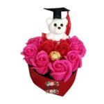 Box Corazón 7 Rosas Eternas De Jabón + Bombón + Oso Grado