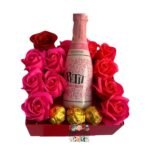 Box Cuadrado 12 Rosas Eternas De Jabón + Bombones + Espumante