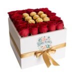 Box 16 Rosas + Bombones
