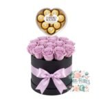 Box Cuadrado 12 Rosas + Bombones Ferrero