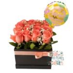Box Cuadrado 16 Rosas + Globo